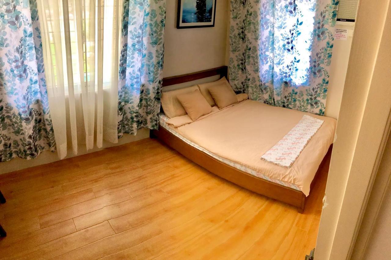Cozy Relaxing 2 Bedroom House, Camella Bacolod, near airport, malls, terminals Esterno foto