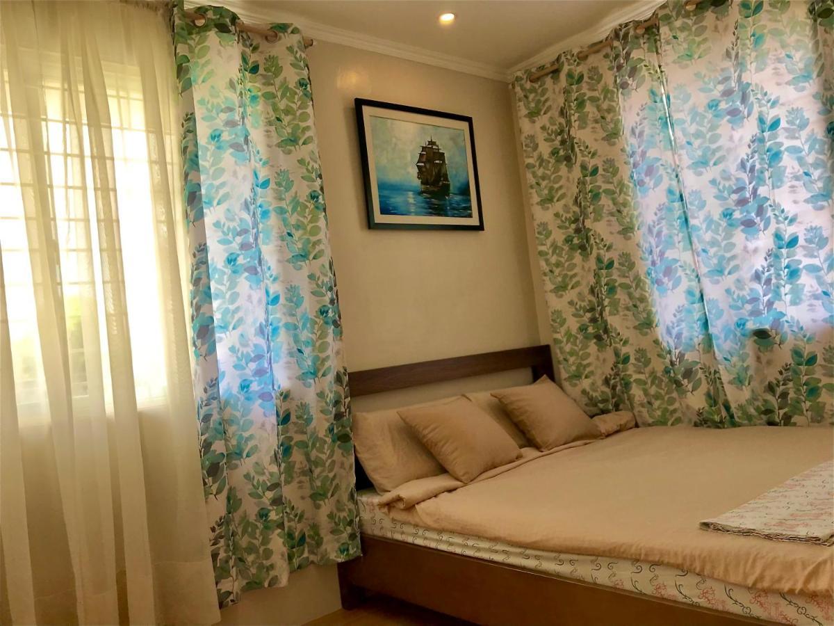 Cozy Relaxing 2 Bedroom House, Camella Bacolod, near airport, malls, terminals Esterno foto